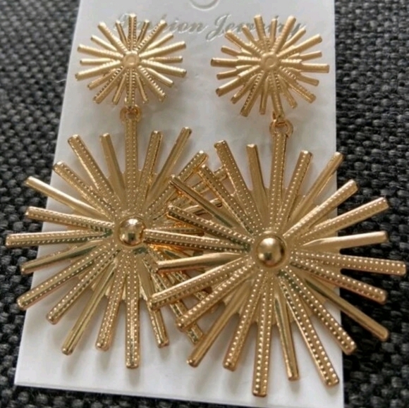 Gold statement earrings metal sunburst drop cocktail party 💖2/$30 - Picture 5 of 6
